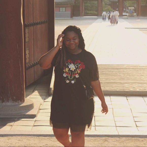 Boohoo Plus Dresses & Skirts - 🌻HOST PICK🌻 Sheer embroidered shirt dress